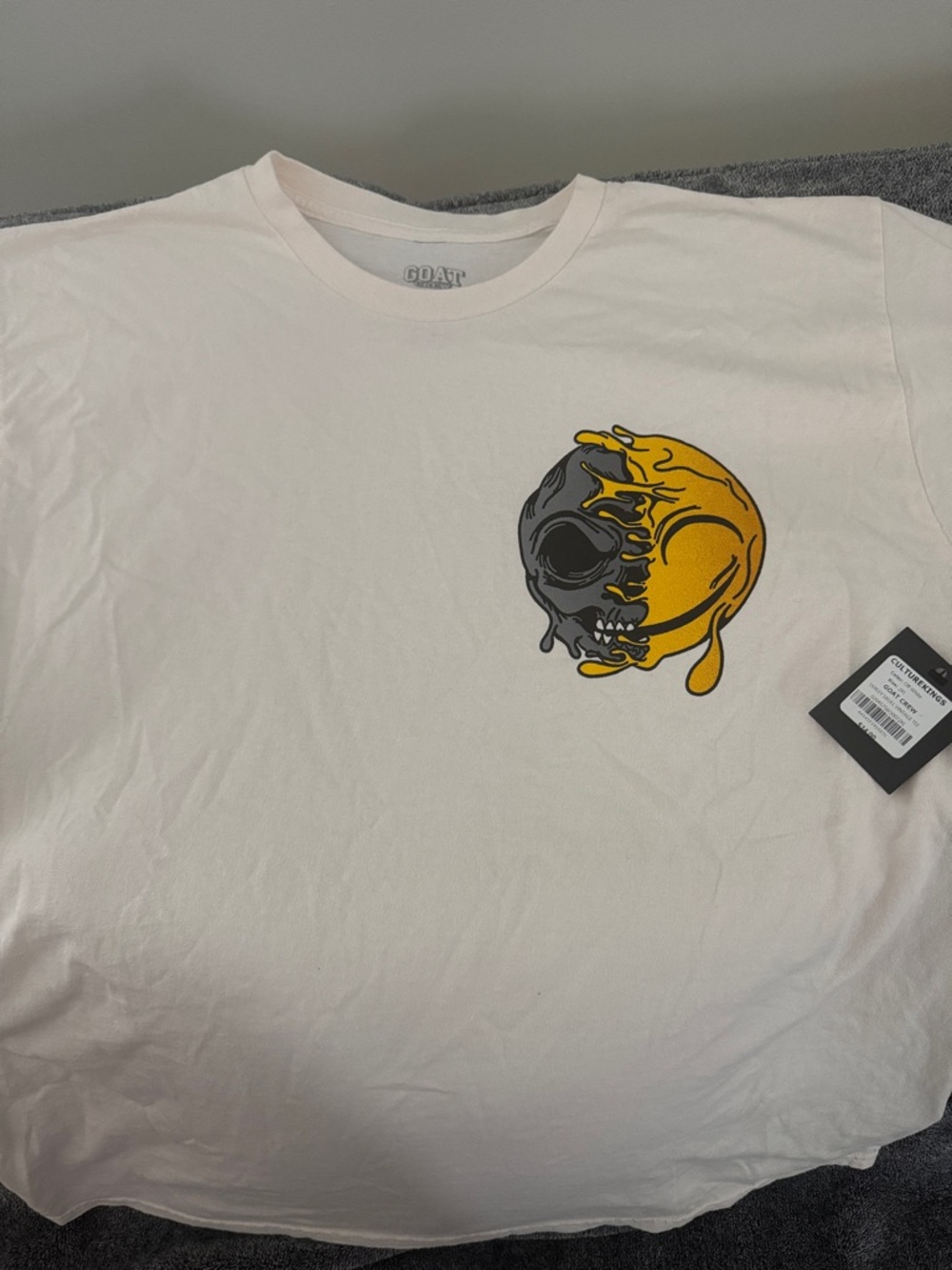 Men's White Graphic T-Shirt with Yellow & Gray Skull Print